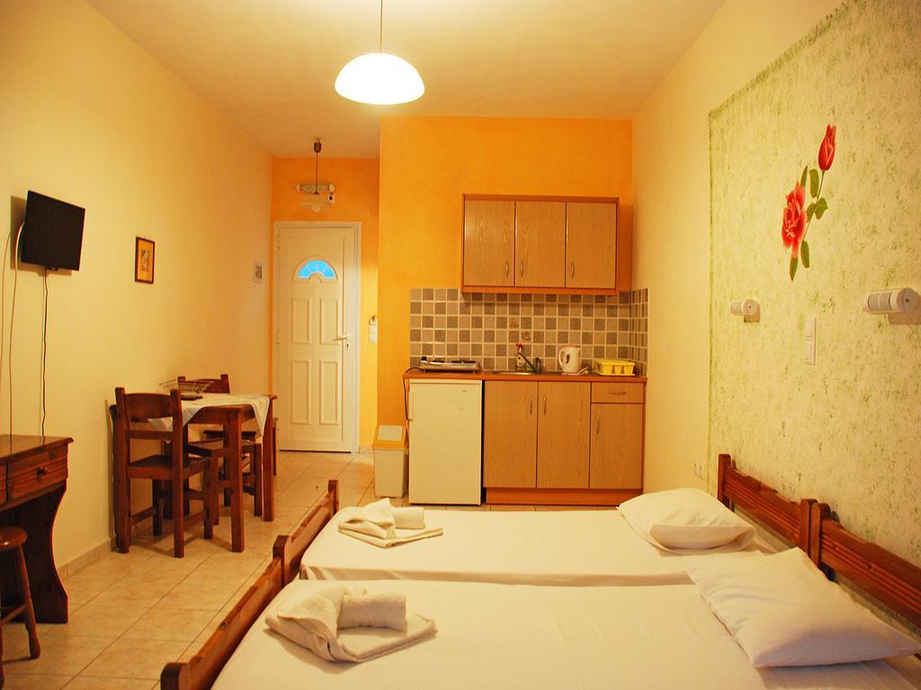 Emilia Apartments Трапезакі Номер фото